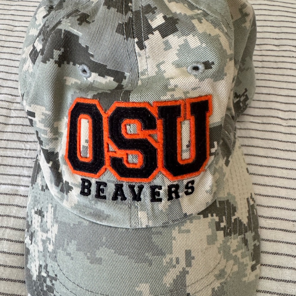 OSU Beavers Camouflage Cap